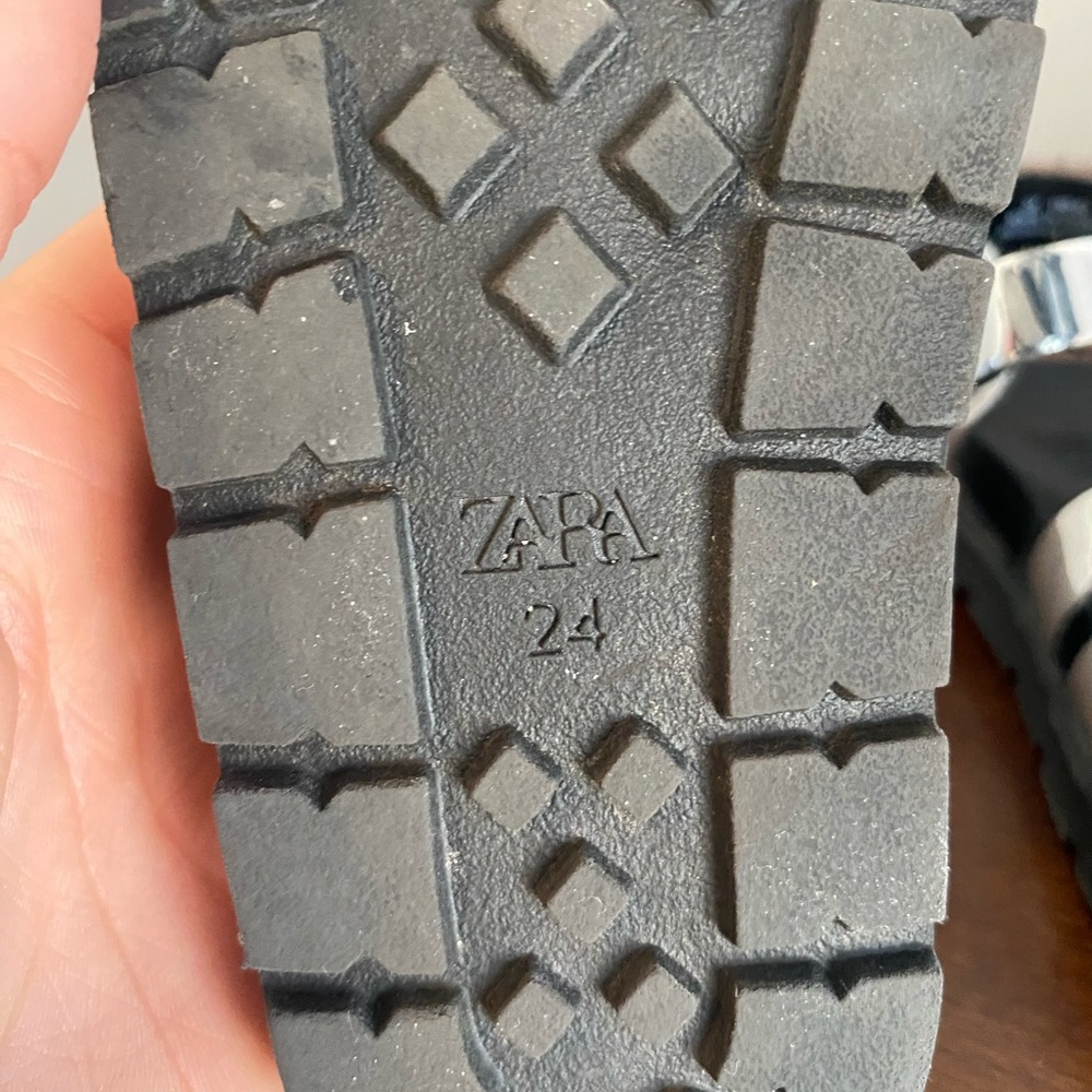 ZARA kids sandal shoe - Picture 3 of 5